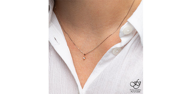Diamond Pendant w Chain 10KTWR 1=0.04CT