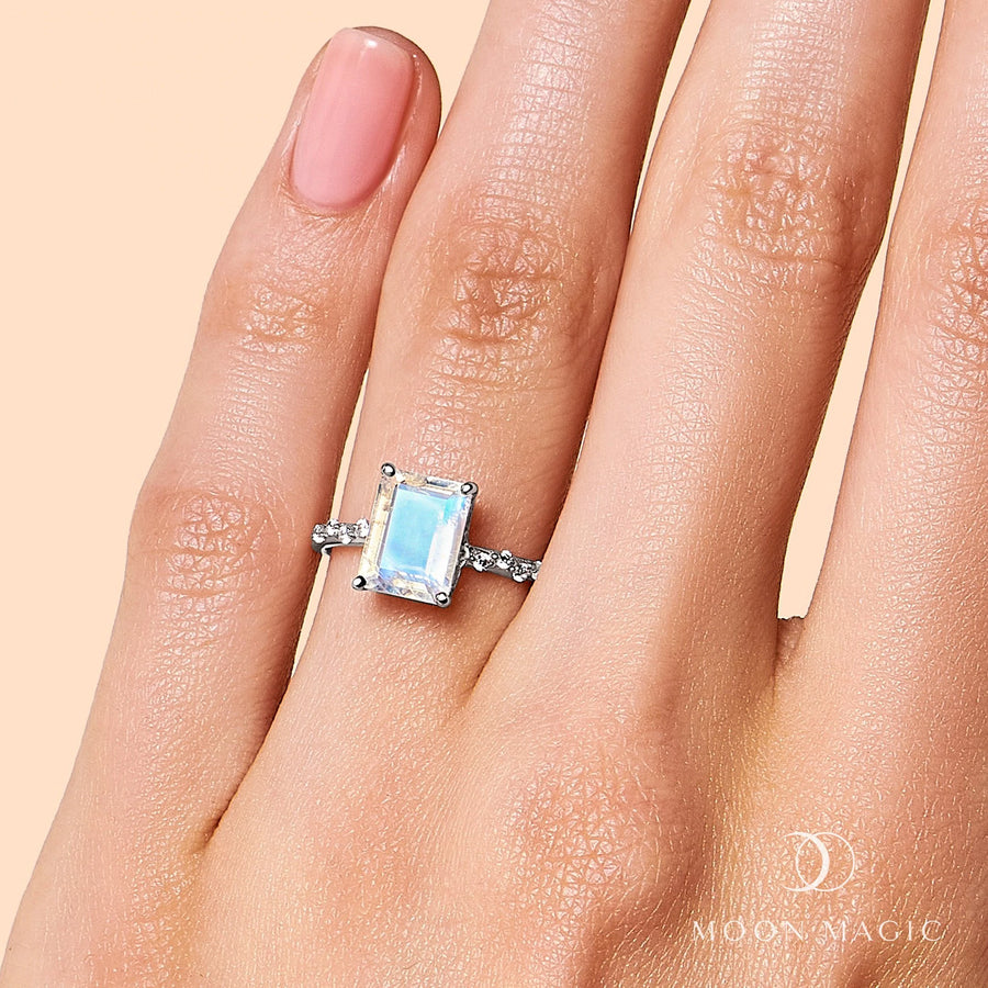 MoonMagic 925 Moonstone Ring - La Reina